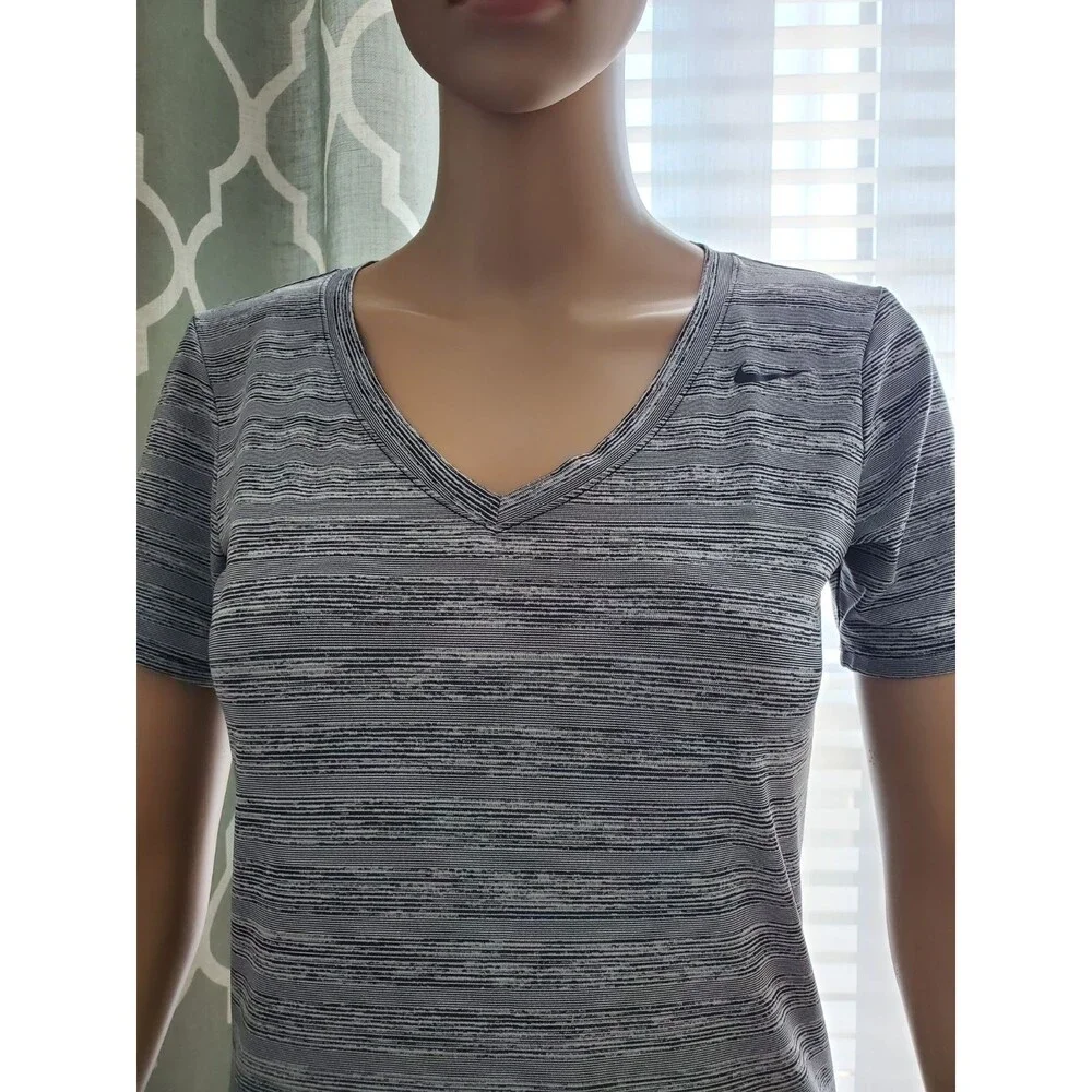 Nike Tshirt size xs